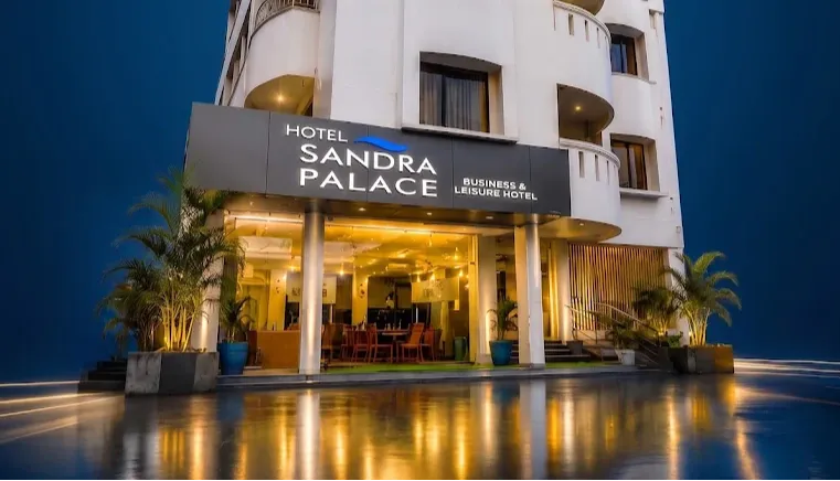 Hotel Sandra Palace